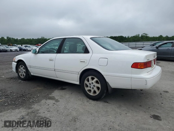2000 Toyota Camry CE z VIN JT2BG28KXY0432024, wystawiony jako Copart lot #57057905 z przebiegiem 201 289 mil mil oraz Szkoda całkowita • Salvage title. Historia ofert i sprzedaży dostępna na DreamBid. Obrazek 2.