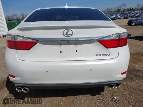 2013 Lexus ES 4dr Sdn with VIN JTHBK1GG7D2020623, listed as a IAAI auction lot 41791225 with 106,708 mi miles. Bid and sale history available at carsss.com. Image 16.