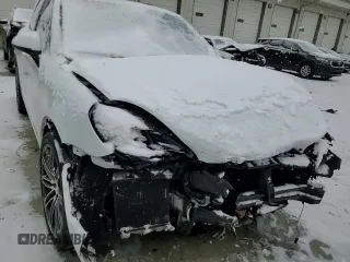 2015 Porsche Cayenne Turbo z VIN WP1AC2A28FLA80645, wystawiony jako Copart lot #45546165 z przebiegiem 105 952 mil mil oraz Szkoda całkowita • Salvage title. Historia ofert i sprzedaży dostępna na DreamBid. Obrazek 12.