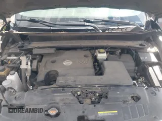 2015 Nissan Pathfinder S with VIN 5N1AR2MN0FC701622, listed as a IAAI auction lot 42243858 with 162,072 mi miles and . Bid and sale history available at DreamBid. Image 10.