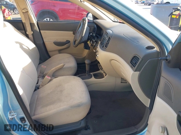 2009 Hyundai Accent Auto GLS с VIN KMHCN46C19U307685, выставлен на аукционе IAAI как лот 41266598 с пробегом 107 216 миль миль и . История ставок и продаж доступна на DreamBid. Изображение 5.