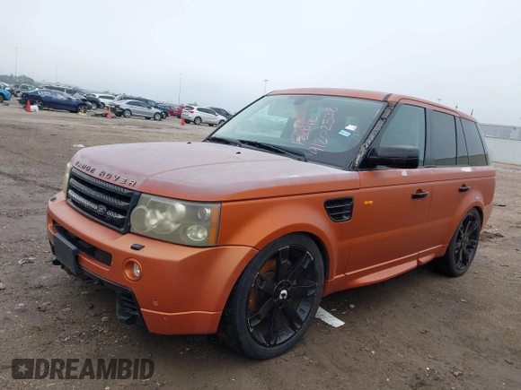 2008 Land Rover Range Rover Sport SC with VIN SALSH23428A131165, listed as a IAAI auction lot 41202538 with 132,993 mi miles. Bid and sale history available at carsss.com. Image 2.