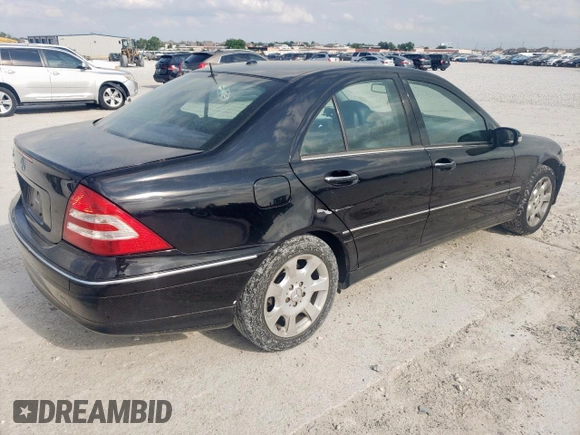 2006 Mercedes-Benz C 280 Luxury with VIN WDBRF54H66F801331, listed as a Copart auction lot 55140345 with 143,157 mi miles and Salvage title. Bid and sale history available at DreamBid. Image 3.
