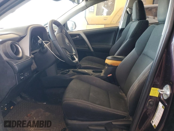 2018 Toyota RAV4 XLE with VIN 2T3WFREV4JW501665, listed as a Copart auction lot 58071805 with 47,777 mi miles and Salvage title. Bid and sale history available at DreamBid. Image 7.