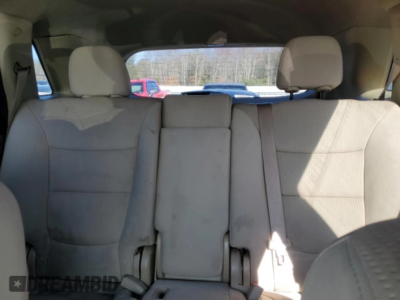 2011 Kia Sorento LX with VIN 5XYKTDA2XBG110154, listed as a Copart auction lot 44593715 with 0 mi miles and Salvage Title. Bid and sale history available at carsss.com. Image 10.