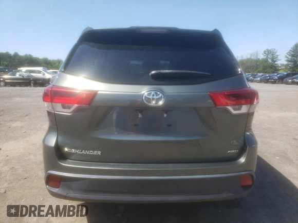 2019 Toyota Highlander LE z VIN 5TDBZRFH1KS937309, wystawiony jako Copart lot #58760425 z przebiegiem 157 659 mil mil oraz Szkoda całkowita • Salvage title. Historia ofert i sprzedaży dostępna na DreamBid. Obrazek 6.