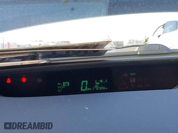 2009 Toyota Prius with VIN JTDKB20UX97827932, listed as a IAAI auction lot 41684730 with 272,306 mi miles and . Bid and sale history available at DreamBid. Image 7.