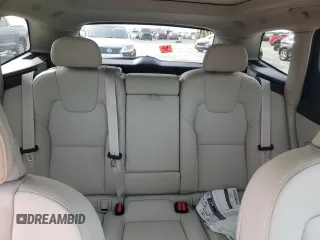 2023 Volvo XC60 Recharge Plug-In Hybrid Core Dark Theme with VIN YV4H60DK3P1226435, listed as a Copart auction lot 43201845 with 9,271 mi miles and Salvage Title. Bid and sale history available at carsss.com. Image 10.