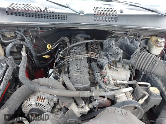 2004 Jeep Grand Cherokee Laredo z VIN 1J8GW48S24C400424, wystawiony jako IAAI lot #42215397 z przebiegiem 122 246 mil mil oraz . Historia ofert i sprzedaży dostępna na DreamBid. Obrazek 6.