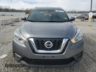 2019 Nissan Kicks SR z VIN 3N1CP5CU7KL547165, wystawiony jako Copart lot #49992975 z przebiegiem 98 357 mil mil oraz Nie do naprawy • Non repairable. Historia ofert i sprzedaży dostępna na DreamBid. Obrazek 5.