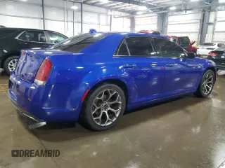 2018 Chrysler 300 S z VIN 2C3CCABG0JH227307, wystawiony jako Copart lot #52359835 z przebiegiem 141 832 mil mil oraz Szkoda całkowita • Salvage title. Historia ofert i sprzedaży dostępna na DreamBid. Obrazek 3.