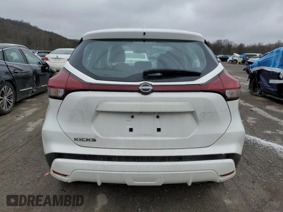 2022 Nissan Kicks S z VIN 3N1CP5BVXNL527040, wystawiony jako Copart lot #52746965 z przebiegiem 93 918 mil mil oraz Czysty tytuł • Clean title. Historia ofert i sprzedaży dostępna na DreamBid. Obrazek 6.