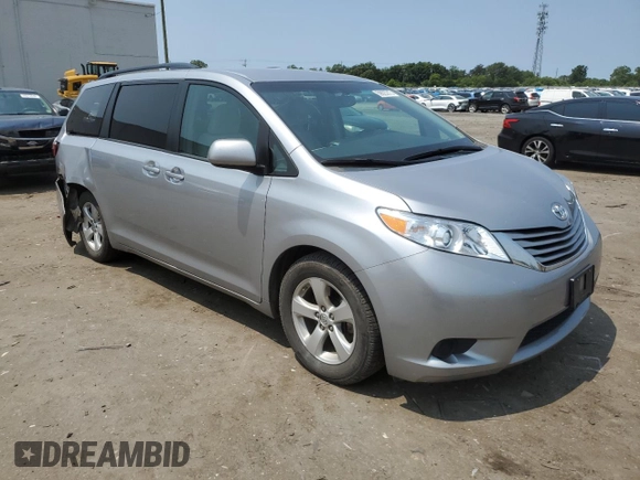 2015 Toyota Sienna LE AAS с VIN 5TDKK3DC2FS546152, выставлен на аукционе Copart как лот 59023215 с пробегом 78 583 миль миль и Списание • Salvage title. История ставок и продаж доступна на DreamBid. Изображение 4.