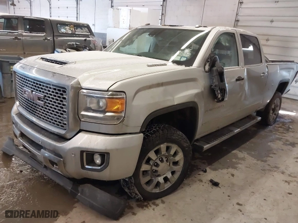 2017 GMC Sierra 2500HD Denali with VIN 1GT12UEY5HF249200, listed as a IAAI auction lot 41345624 with 243,166 mi miles. Bid and sale history available at carsss.com. Image 17.