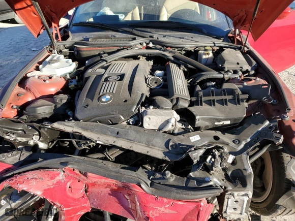 2011 BMW Z4 sDrive30i with VIN WBALM5C55BE379280, listed as a Copart auction lot 81977024 with 40254 miles and Salvage Title. Bid and sale history available at carsss.com. Image 11.