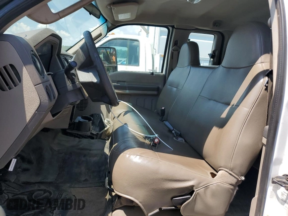 2008 Ford F-350 XL with VIN 1FDWX36Y98ED93821, listed as a Copart auction lot 64868755 with 71,667 mi miles and Clean title. Bid and sale history available at DreamBid. Image 7.