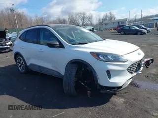 2020 Ford Escape SE Sport Hybrid with VIN 1FMCU9BZ0LUC50557, listed as a IAAI auction lot 41670138 with 52,608 mi miles and . Bid and sale history available at DreamBid. Image 1.