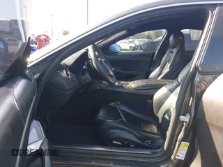 2018 Karma Revero z VIN 50GK41SA4JA000249, wystawiony jako IAAI lot #41865477 z przebiegiem 104 010 mil mil oraz . Historia ofert i sprzedaży dostępna na DreamBid. Obrazek 5.