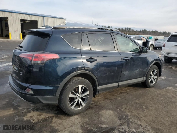 2017 Toyota RAV4 XLE with VIN JTMRFREV9HD199634, listed as a Copart auction lot 87889835 with 57,066 mi miles and Salvage Title. Bid and sale history available at carsss.com. Image 3.