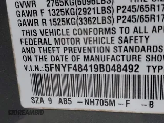 2009 Honda Pilot EX with VIN 5FNYF48419B048492, listed as a IAAI auction lot 41716906 with 175,471 mi miles. Bid and sale history available at carsss.com. Image 9.