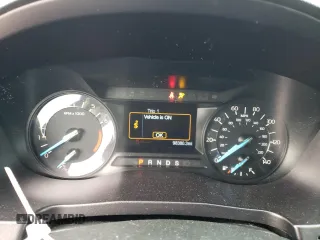 2018 Ford Explorer XLT z VIN 1FM5K8D8XJGC73918, wystawiony jako Copart lot #52388025 z przebiegiem 98 380 mil mil oraz Szkoda całkowita • Salvage title. Historia ofert i sprzedaży dostępna na DreamBid. Obrazek 9.