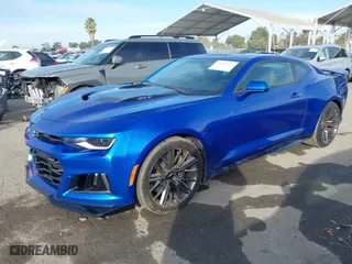 2017 Chevrolet Camaro ZL1 with VIN 1G1FJ1R67H0197323, listed as a IAAI auction lot 41101617 with 47209 miles. Bid and sale history available at carsss.com. Image 17.