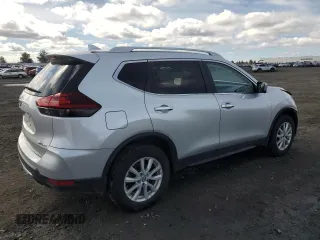 2018 Nissan Rogue SV with VIN 5N1AT2MV8JC842805, listed as a Copart auction lot 49251995 with 26,421 mi miles and Salvage Title. Bid and sale history available at carsss.com. Image 3.