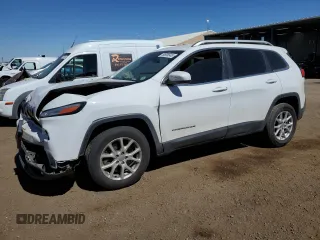 2015 Jeep Cherokee Latitude z VIN 1C4PJMCSXFW746980, wystawiony jako Copart lot #50666645 z przebiegiem 91 864 mil mil oraz Szkody całkowita. Historia ofert i sprzedaży dostępna na DreamBid. Obrazek 1.