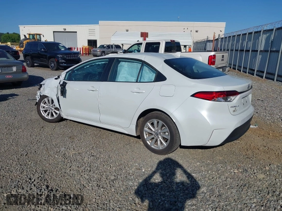 2024 Toyota Corolla LE with VIN 5YFB4MDE2RP152441, listed as a IAAI auction lot 42187904 with 8,599 mi miles and . Bid and sale history available at DreamBid. Image 3.