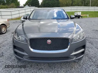 2017 Jaguar F-Pace 35t Premium with VIN SADCJ2BVXHA059128, listed as a Copart auction lot 52948875 with 108,469 mi miles and Clean Title. Bid and sale history available at DreamBid. Image 5.