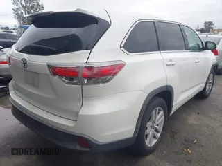 2016 Toyota Highlander LE Plus z VIN 5TDZKRFH7GS171063, wystawiony jako IAAI lot #41787351 z przebiegiem 67 779 mil mil oraz . Historia ofert i sprzedaży dostępna na DreamBid. Obrazek 4.