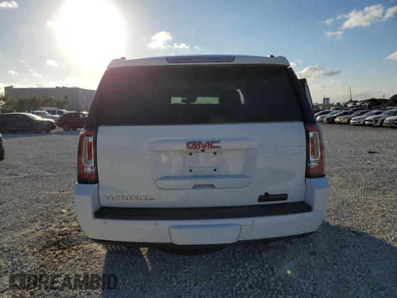 2017 GMC Yukon XL SLT z VIN 1GKS1GKC9HR237068, wystawiony jako Copart lot #60226765 z przebiegiem 73 925 mil mil oraz Szkoda całkowita • Salvage title. Historia ofert i sprzedaży dostępna na DreamBid. Obrazek 6.