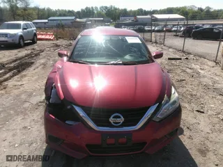 2017 Nissan Altima 2.5 SR with VIN 1N4AL3AP4HC133627, listed as a IAAI auction lot 41994308 with 147,837 mi miles. Bid and sale history available at carsss.com. Image 12.