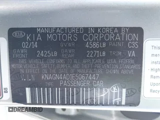 2014 Kia Optima EX with VIN KNAGN4AD1E5067447, listed as a IAAI auction lot 42072299 with 115,447 mi miles and . Bid and sale history available at carsss.com. Image 9.