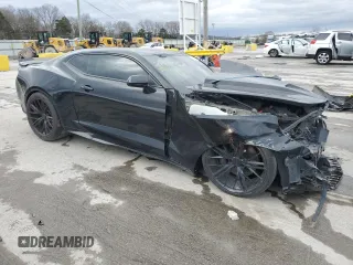 2016 Chevrolet Camaro 1SS z VIN 1G1FF1R75G0147853, wystawiony jako Copart lot #47943835 z przebiegiem Nie podano mil oraz Szkoda całkowita • Salvage title. Historia ofert i sprzedaży dostępna na DreamBid. Obrazek 4.