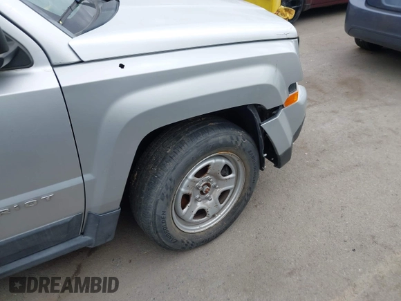 2012 Jeep Patriot Sport with VIN 1C4NJPBB5CD664270, listed as a IAAI auction lot 41786890 with 147,943 mi miles and . Bid and sale history available at DreamBid. Image 12.