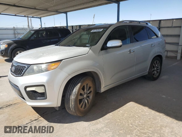 2013 Kia Sorento SX with VIN 5XYKW4A25DG312538, listed as a Copart auction lot 53753565 with 132,883 mi miles and Salvage title. Bid and sale history available at DreamBid. Image 1.