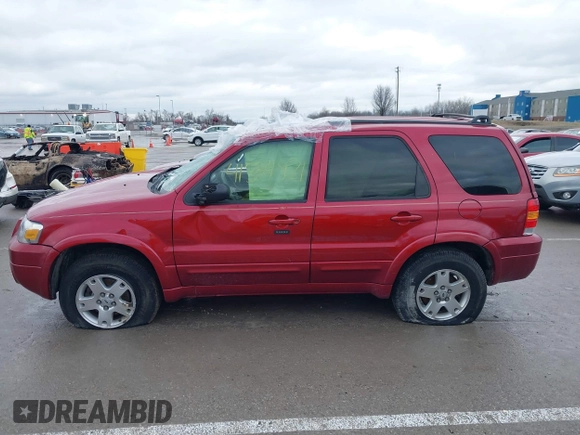 2007 Ford Escape Limited with VIN 1FMCU94147KA24935, listed as a IAAI auction lot 41374921 with 111,512 mi miles. Bid and sale history available at carsss.com. Image 15.