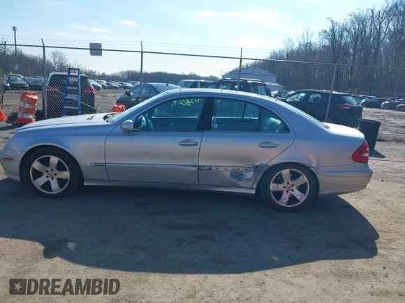 2003 Mercedes-Benz E-Class 3.2L with VIN WDBUF65J43A195490, listed as a IAAI auction lot 41538291 with 161,222 mi miles. Bid and sale history available at carsss.com. Image 14.