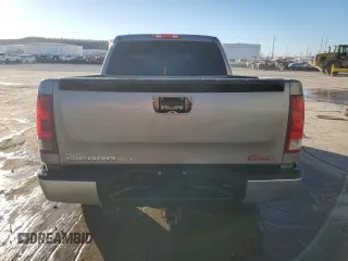 2008 GMC Sierra 1500 SLT z VIN 2GTEC13J981336589, wystawiony jako Copart lot #88879545 z przebiegiem 204 238 mil mil oraz Szkoda całkowita • Salvage title. Historia ofert i sprzedaży dostępna na DreamBid. Obrazek 6.