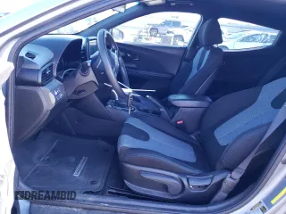 2019 Hyundai Veloster 2.0 with VIN KMHTG6AF1KU017833, listed as a Copart auction lot 82904093 with 69,556 mi miles. Bid and sale history available at carsss.com. Image 7.