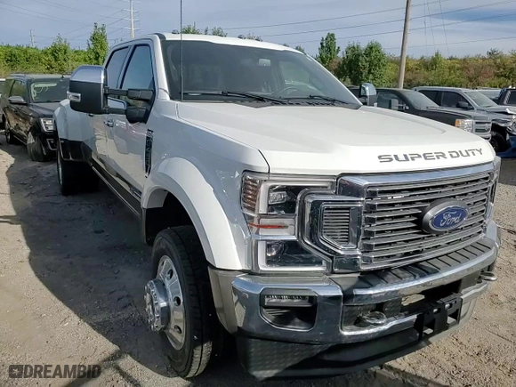 2022 Ford Super Duty F-450 DRW XL with VIN 1FT8W4DT4NEF98925, listed as a Copart auction lot 72211744 with 8,796 mi miles and Salvage Title. Bid and sale history available at carsss.com. Image 13.