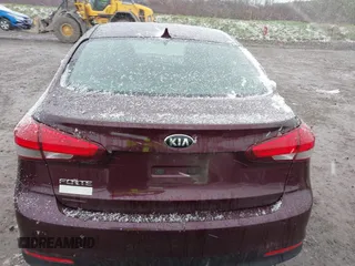 2017 Kia Forte LX with VIN 3KPFK4A7XHE071992, listed as a IAAI auction lot 42039101 with 76,682 mi miles. Bid and sale history available at carsss.com. Image 17.