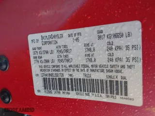 2005 Dodge Ram 1500 SLT with VIN 1D7HA18N85J581728, listed as a IAAI auction lot 41743367 with 158,111 mi miles. Bid and sale history available at carsss.com. Image 9.
