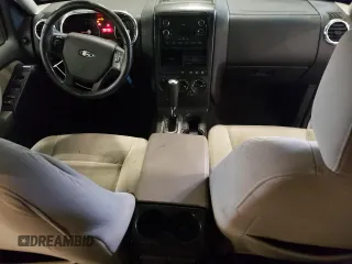 2008 Ford Explorer XLT with VIN 1FMEU73E08UA36667, listed as a Copart auction lot 54336915 with 343,709 mi miles and Salvage Title. Bid and sale history available at DreamBid. Image 8.