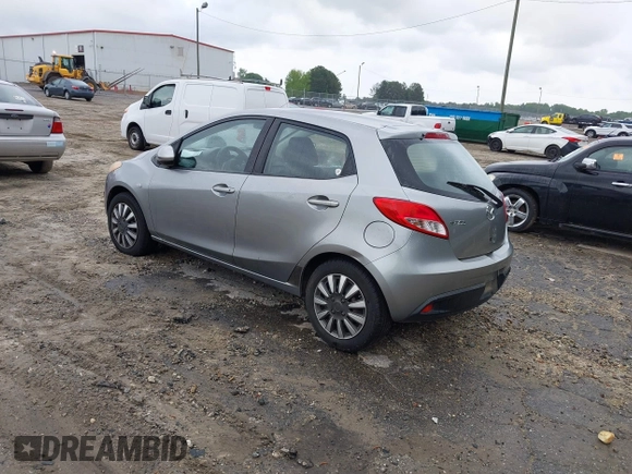 2013 Mazda 2 Sport with VIN JM1DE1KY9D0170519, listed as a IAAI auction lot 42212054 with 182,643 mi miles and . Bid and sale history available at DreamBid. Image 3.