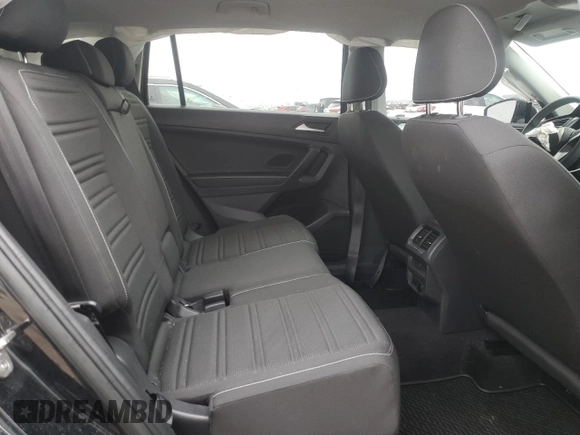 2022 Volkswagen Tiguan S z VIN 3VV0B7AX9NM058029, wystawiony jako Copart lot #57146035 z przebiegiem 40 070 mil mil oraz Szkoda całkowita • Salvage title. Historia ofert i sprzedaży dostępna na DreamBid. Obrazek 10.
