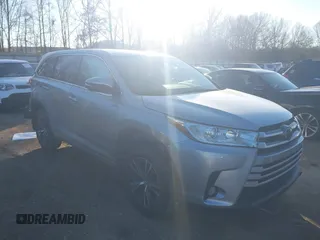 2017 Toyota Highlander LE with VIN 5TDBZRFH5HS482117, listed as a IAAI auction lot 41274836 with 83,903 mi miles and . Bid and sale history available at DreamBid. Image 1.