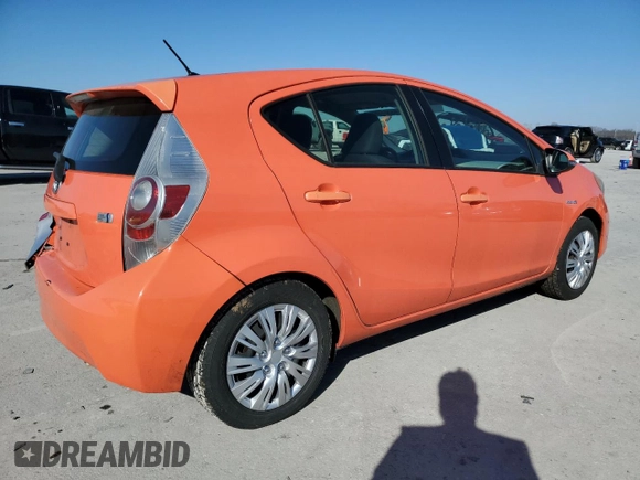 2012 Toyota Prius One with VIN JTDKDTB35C1013198, listed as a Copart auction lot 43583985 with 185,086 mi miles and Clean Title. Bid and sale history available at DreamBid. Image 3.