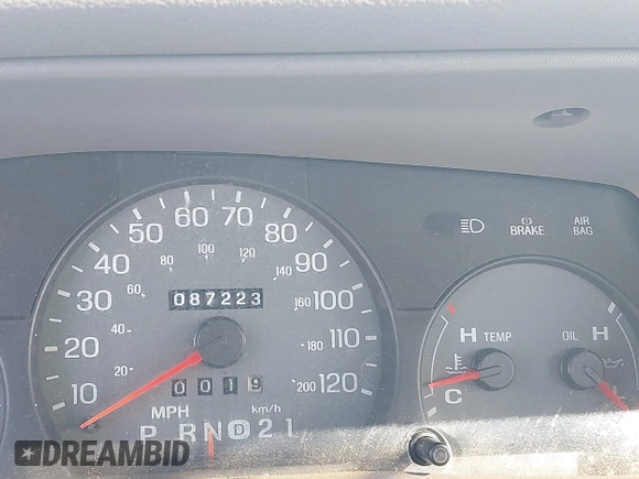 2000 Mercury Grand Marquis LS с VIN 2MEFM75WXYX671286, выставлен на аукционе IAAI как лот 42158291 с пробегом 87 223 миль миль и . История ставок и продаж доступна на DreamBid. Изображение 7.